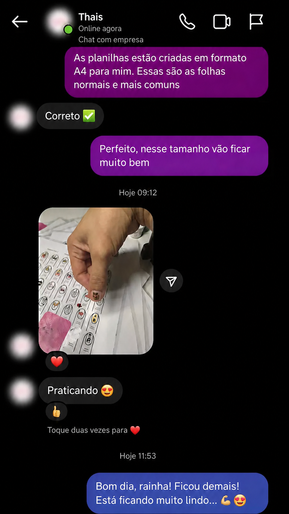 Depoimento de cliente 2 com avatar desfocado